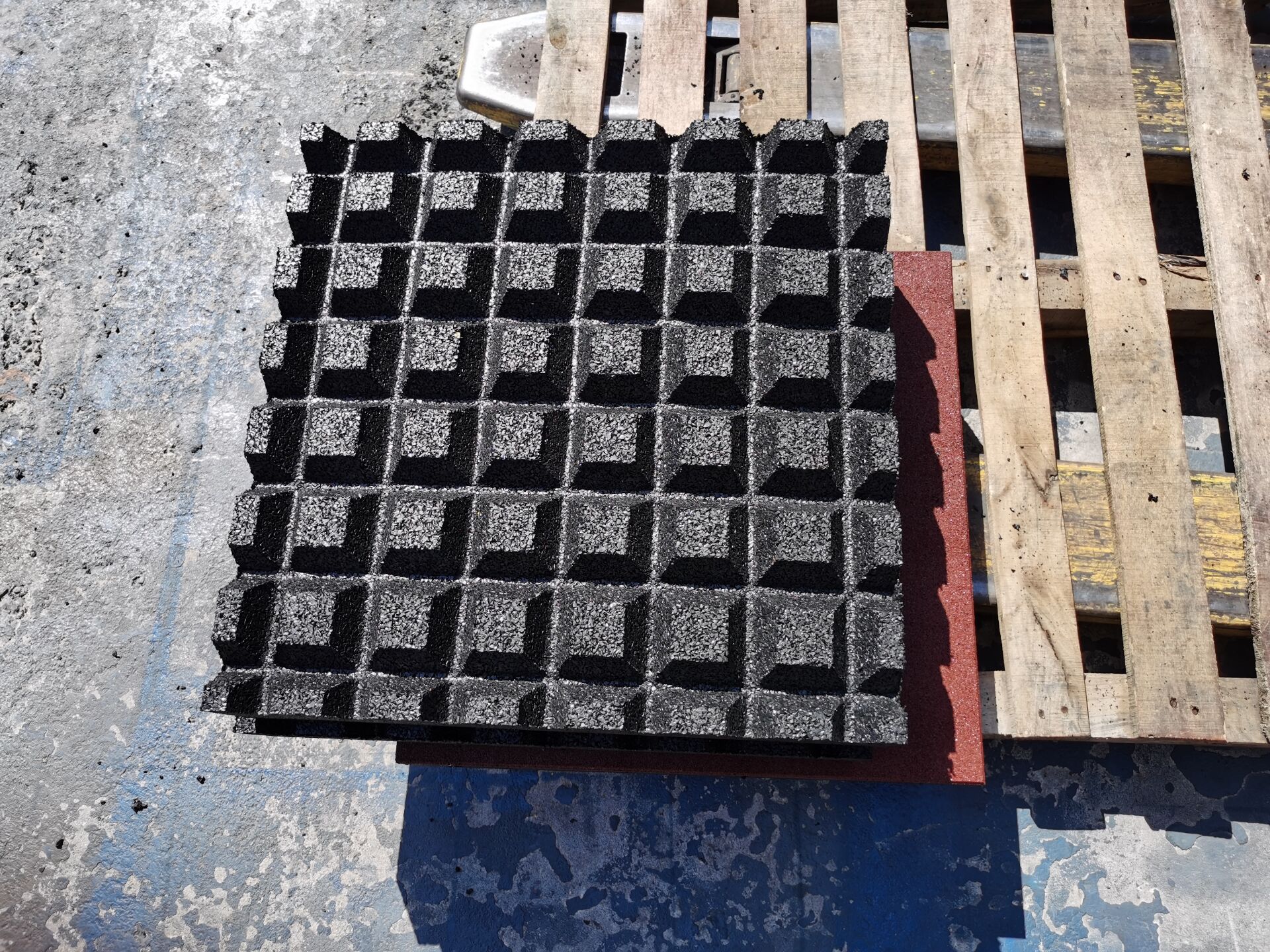 Sol Construction Project Solution Bulk Sell Playground Rubber Flooring Mat